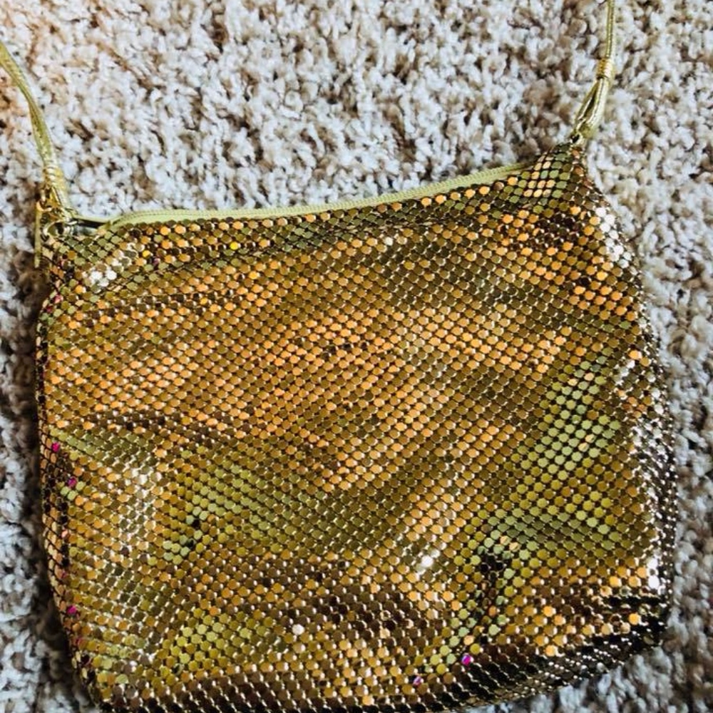 WHITING AND DAVIS GOLD MESH DRESSY VINTAGE PURSE